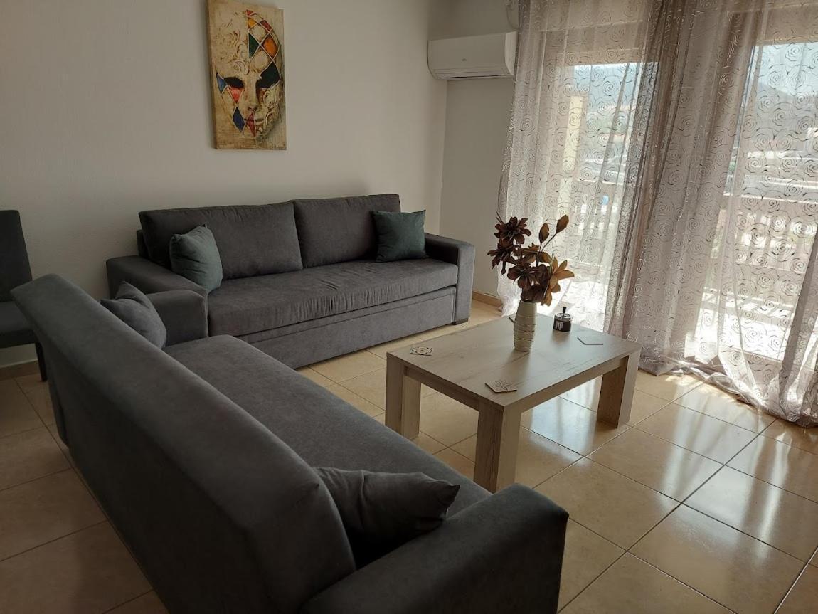 Ina House Appartement Varella Buitenkant foto